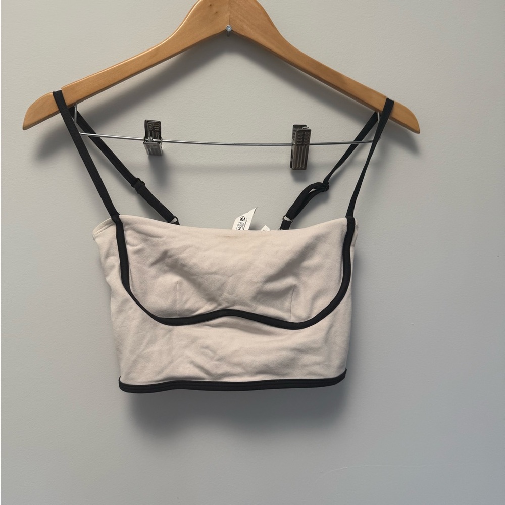 ALO Yoga White Tank Top with Black Trim